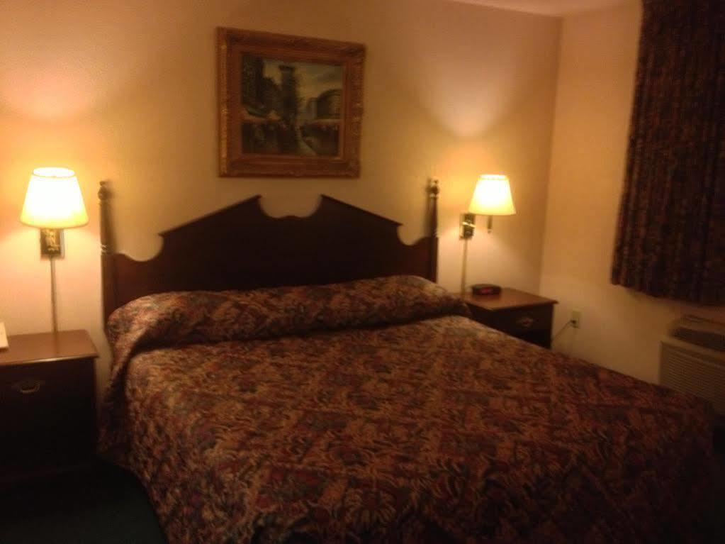 Days By Wyndham Motel 2*